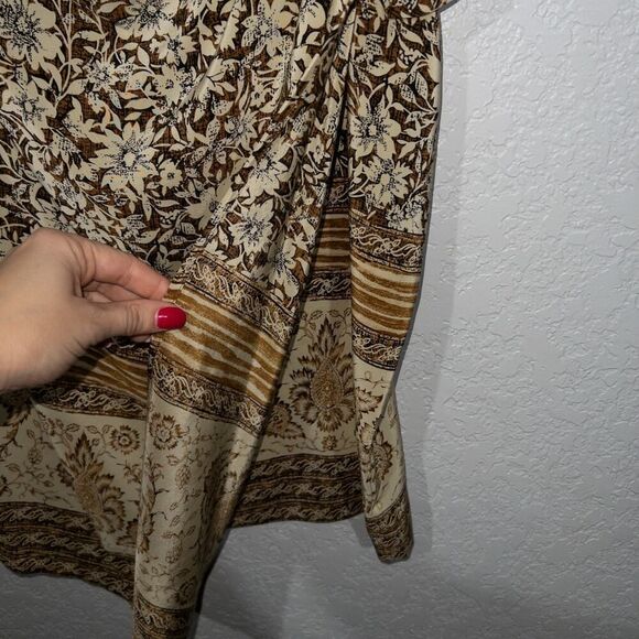 NWT Liz Claiborne Tan Tribal 100% Silk Wrap Dress Size 16 - Picture 6 of 9